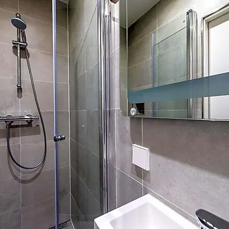 Guest house Canal-view In Jordaan, Smart Tv 4*
