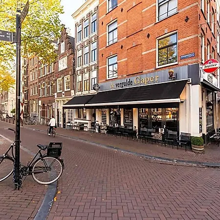 Canal-view In Jordaan, Smart Tv Amsterdam