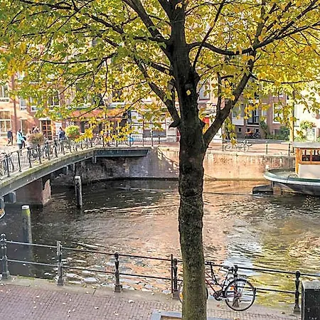 Canal-view In Jordaan, Smart Tv Guest house 4*