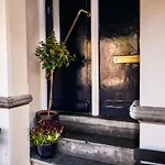 Prinsengracht Canal Guest house 4*
