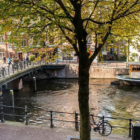 Canal-view In Jordaan, Smart Tv Guest house
